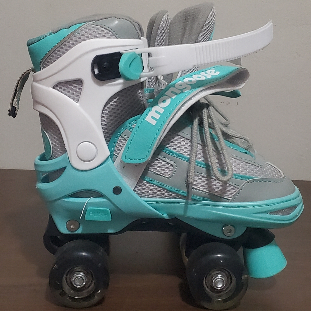 Mongoose Light Up Gray and Teal Roller Skates